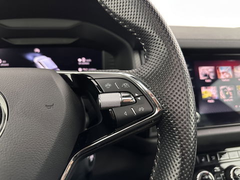Škoda Kodiaq 1.5 TSI Sportline Business (INCL.BTW) Aut. *PANO | LEATHER-MICROFIBRE | FULL-LED | ADAPTIVE-CRUISE | BLIND-SPOT | MEMORY-PACK | DIGI-COCKPIT | NAVI-FULLMAP | CAMERA | DAB+ | AMBIENT-LIGHT | KEYLESS | CANTON-SOUND | DAB
