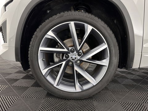 Škoda Kodiaq 1.5 TSI Sportline Business (INCL.BTW) Aut. *PANO | LEATHER-MICROFIBRE | FULL-LED | ADAPTIVE-CRUISE | BLIND-SPOT | MEMORY-PACK | DIGI-COCKPIT | NAVI-FULLMAP | CAMERA | DAB+ | AMBIENT-LIGHT | KEYLESS | CANTON-SOUND | DAB