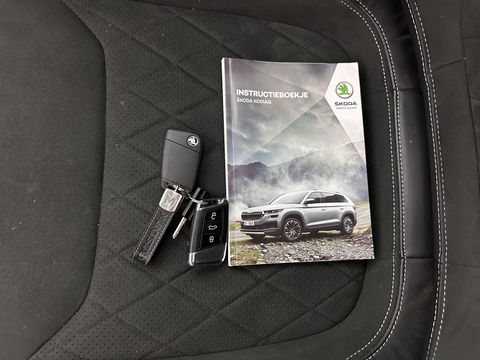 Škoda Kodiaq 1.5 TSI Sportline Business (INCL.BTW) Aut. *PANO | LEATHER-MICROFIBRE | FULL-LED | ADAPTIVE-CRUISE | BLIND-SPOT | MEMORY-PACK | DIGI-COCKPIT | NAVI-FULLMAP | CAMERA | DAB+ | AMBIENT-LIGHT | KEYLESS | CANTON-SOUND | DAB