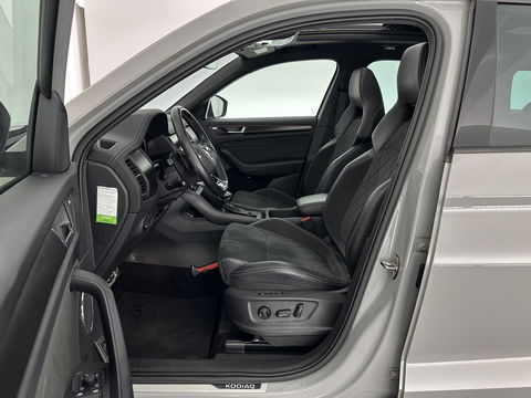 Škoda Kodiaq 1.5 TSI Sportline Business (INCL.BTW) Aut. *PANO | LEATHER-MICROFIBRE | FULL-LED | ADAPTIVE-CRUISE | BLIND-SPOT | MEMORY-PACK | DIGI-COCKPIT | NAVI-FULLMAP | CAMERA | DAB+ | AMBIENT-LIGHT | KEYLESS | CANTON-SOUND | DAB