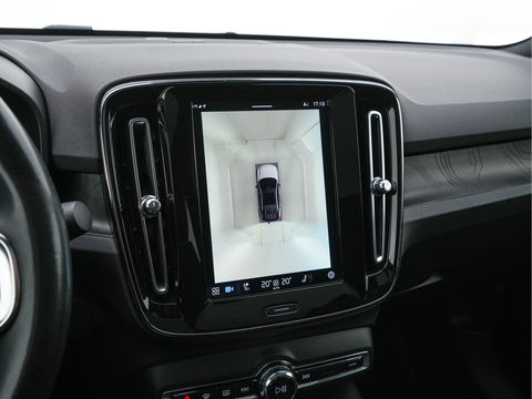 Volvo C40 Recharge Twin Intro Edition 78 kWh [ 3-Fase ] (INCL.BTW) Aut. *PANO | LEATHER-ALCANTARA | DIGI-COCKPIT | FULL-LED | HARMAN/KARDON | TOP-VIEW | NAVI-FULLMAP | ECC | PDC | KEYLESS | HEATED-SPORTSEATS | TOWBAR | 20''ALU*