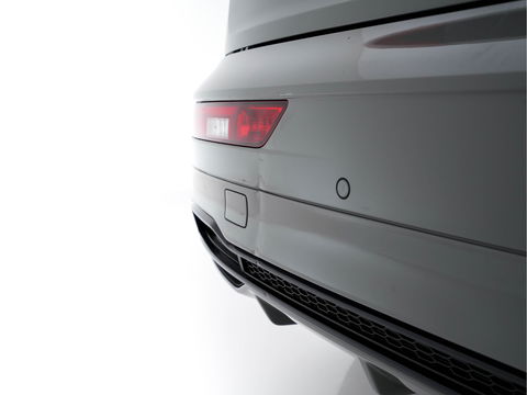 Audi Q5 50 TFSIe S-Line Edition Quattro (Plug-In) (INCL-BTW) *FULL-LED | DIGI-COCKPIT | LEATHER-FABRIC | BANG&OLUFSEN | HEATED-SPORTSEATS | DAB+ | KEYLESS | NAVI-FULLMAP | ECC | PDC | CRUISE | PRIVACYGLASS | SHIFTPADDLES |  AMBIENTLIGHT | 20