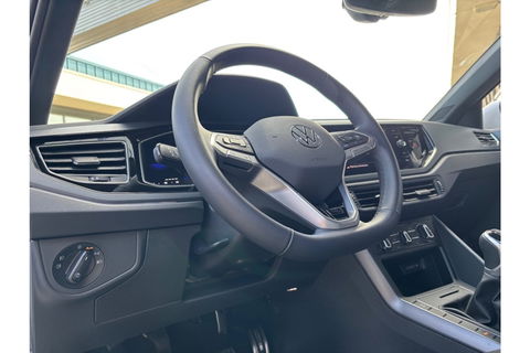 Volkswagen Taigo 1.0 TSI R-LINE AIRCO NAVI CARPLAY PDC STOELVERW.