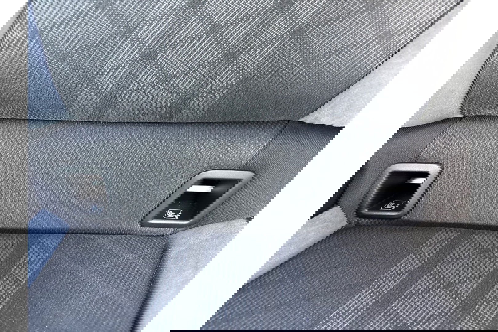 Volkswagen Taigo 1.0 TSI R-LINE AIRCO NAVI CARPLAY PDC STOELVERW.