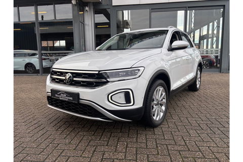 Volkswagen T-Roc 1.0 TSI LIFE EDITION AIRCO PDC CARPLAY STOELVW ALCANTARA.