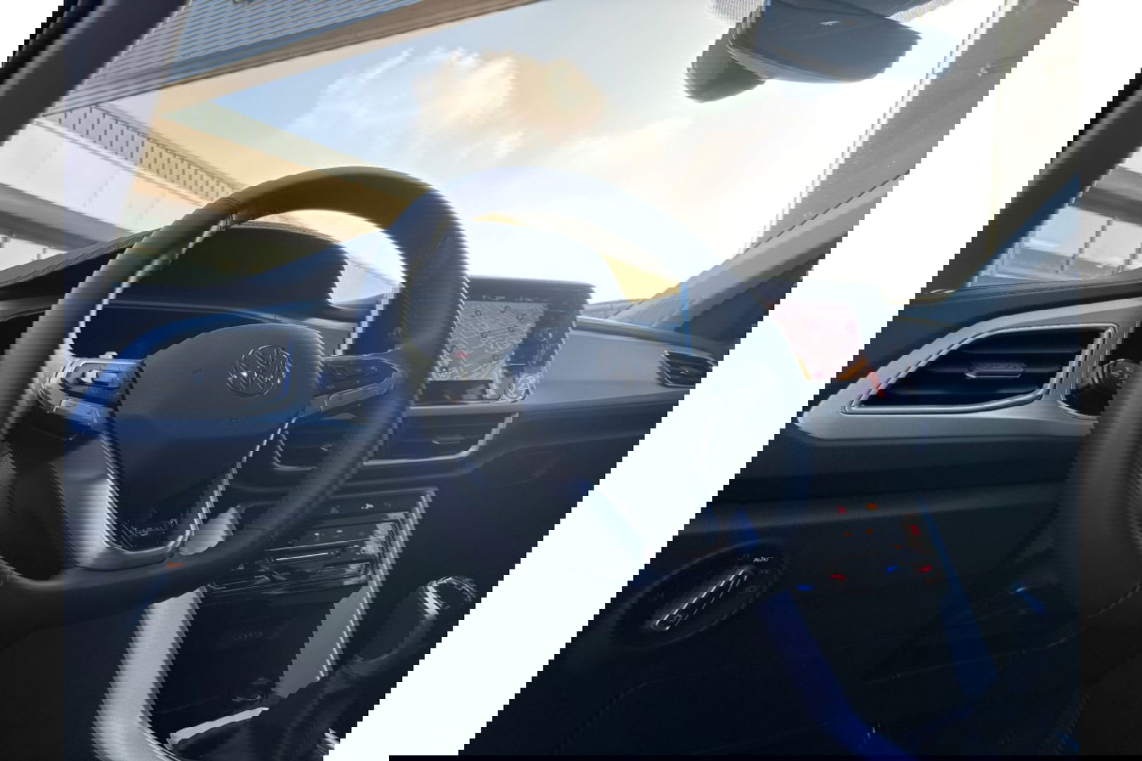 Volkswagen T-Roc 1.0 TSI GOAL EDITION AIRCO NAVI PDC STOELVW.