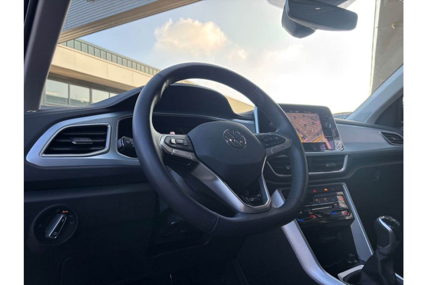 Volkswagen T-Roc 1.0 TSI GOAL EDITION AIRCO NAVI PDC STOELVW.