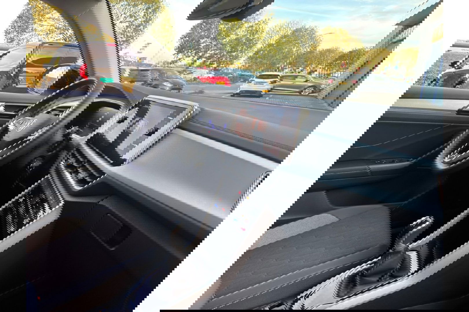 Volkswagen T-Roc 1.0 TSI GOAL EDITION AIRCO NAVI PDC STOELVW.