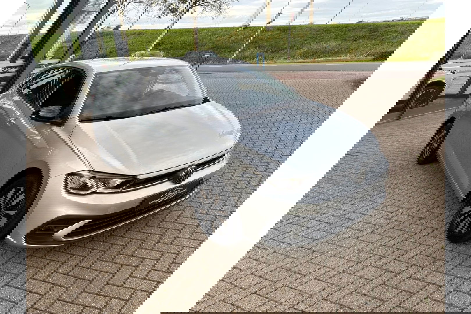 Volkswagen Polo 1.0 TSI AUTOMAAT 115PK GOAL EDITION NAVI PDC ADAPCRUISE.