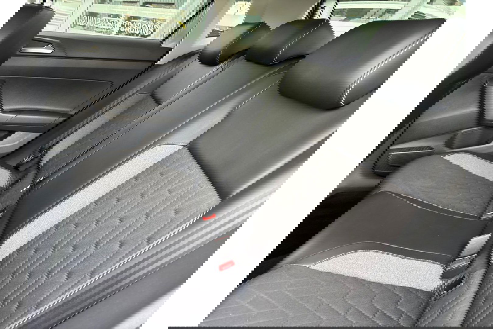 Volkswagen Polo 1.0 TSI AUTOMAAT 115PK GOAL EDITION NAVI PDC ADAPCRUISE.