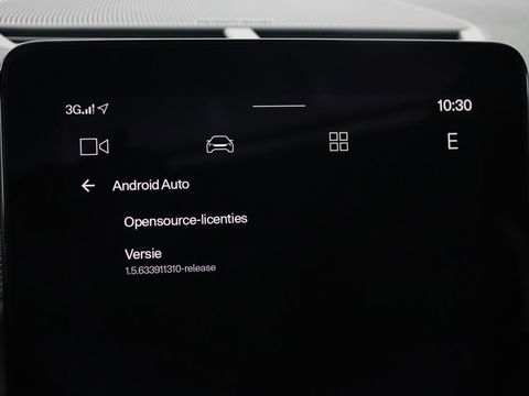 Polestar 2 Long Range Dual Motor Launch Edition 78kWh | Panoramadak | Trekhaak | 360 Camera | Achterbankverwarming | Adaptive cruise | Carplay | Camera | Stoelverwarming | Keyless