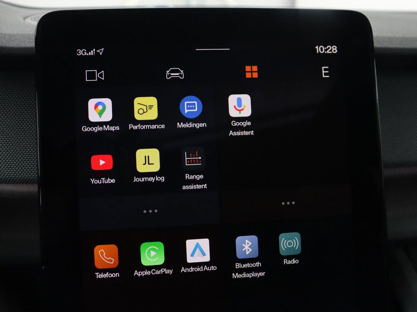 Polestar 2 Long Range Dual Motor Launch Edition 78kWh | Panoramadak | Trekhaak | 360 Camera | Achterbankverwarming | Adaptive cruise | Carplay | Camera | Stoelverwarming | Keyless