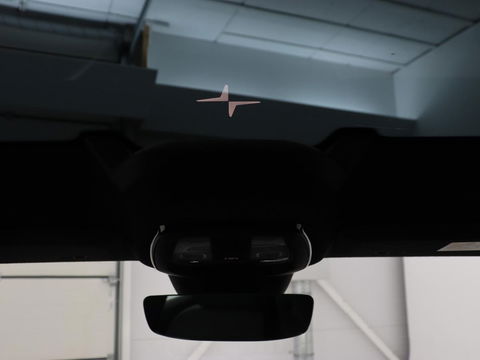 Polestar 2 Long Range Dual Motor Launch Edition 78kWh | Panoramadak | Trekhaak | 360 Camera | Achterbankverwarming | Adaptive cruise | Carplay | Camera | Stoelverwarming | Keyless