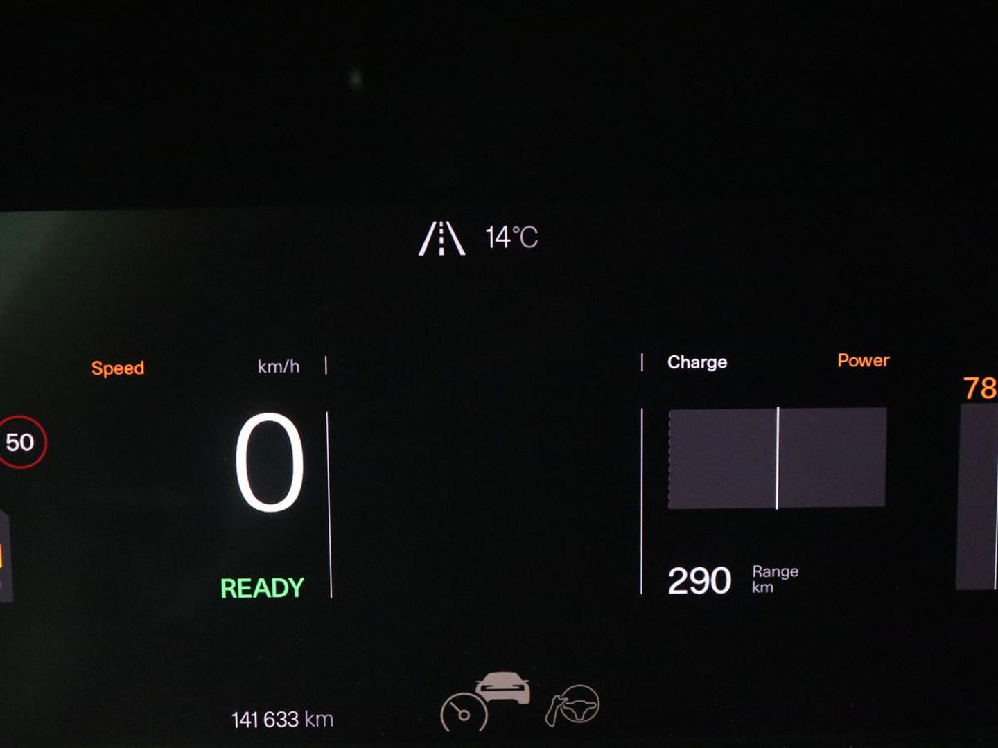 Polestar 2 Long Range Dual Motor Launch Edition 78kWh | Panoramadak | Trekhaak | 360 Camera | Achterbankverwarming | Adaptive cruise | Carplay | Camera | Stoelverwarming | Keyless