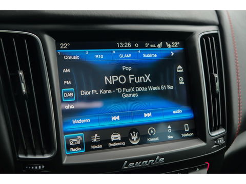 Maserati Levante Gransport 3.0 V6 D 275pk Panoramadak Schaalstoelen VOL!!! Carbon pakket NLauto 21" LMV Stoelkoeling Luchtvering