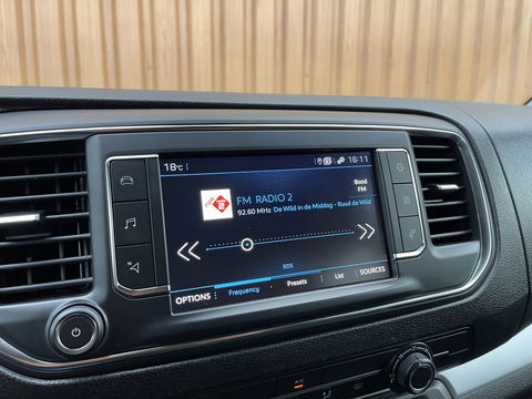 Peugeot Expert Traveller 8P 2.0 BlueHDi 150 Business Long S&S | Cruise Control | Parkeersensoren Achter | Apple Carplay/Android Auto | Navigatie | Airconditioning | Bluetooth |