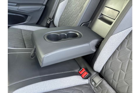 Volkswagen Golf 1.5 TSI 150PK GOAL AIRCO-ECC NAVI DISCOVER PRO PDC VIRTUAL.