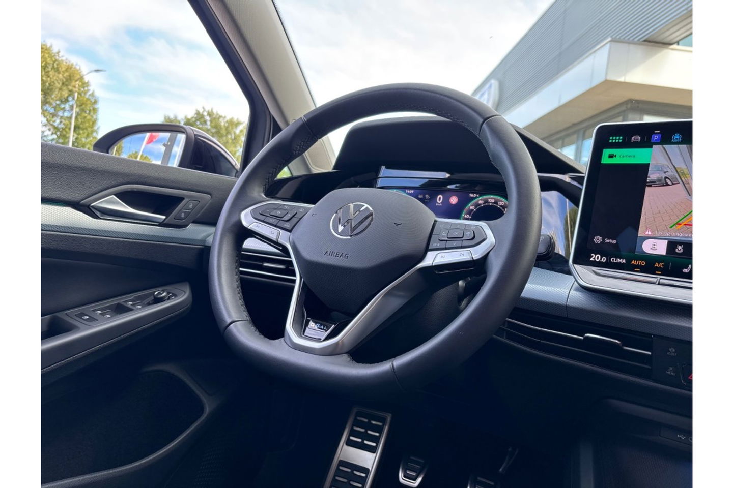 Volkswagen Golf 1.5 TSI 150PK GOAL AIRCO-ECC NAVI DISCOVER PRO PDC VIRTUAL.