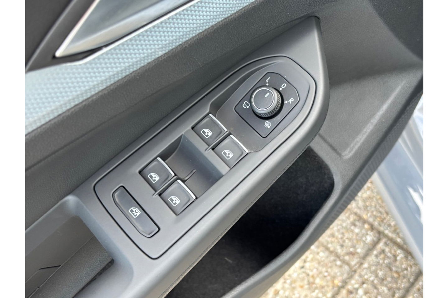 Volkswagen Golf 1.5 TSI 150PK GOAL AIRCO-ECC NAVI DISCOVER PRO PDC VIRTUAL.