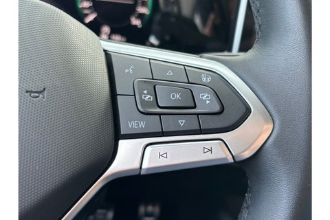 Volkswagen Golf 1.5 TSI 150PK GOAL AIRCO-ECC NAVI DISCOVER PRO PDC VIRTUAL.