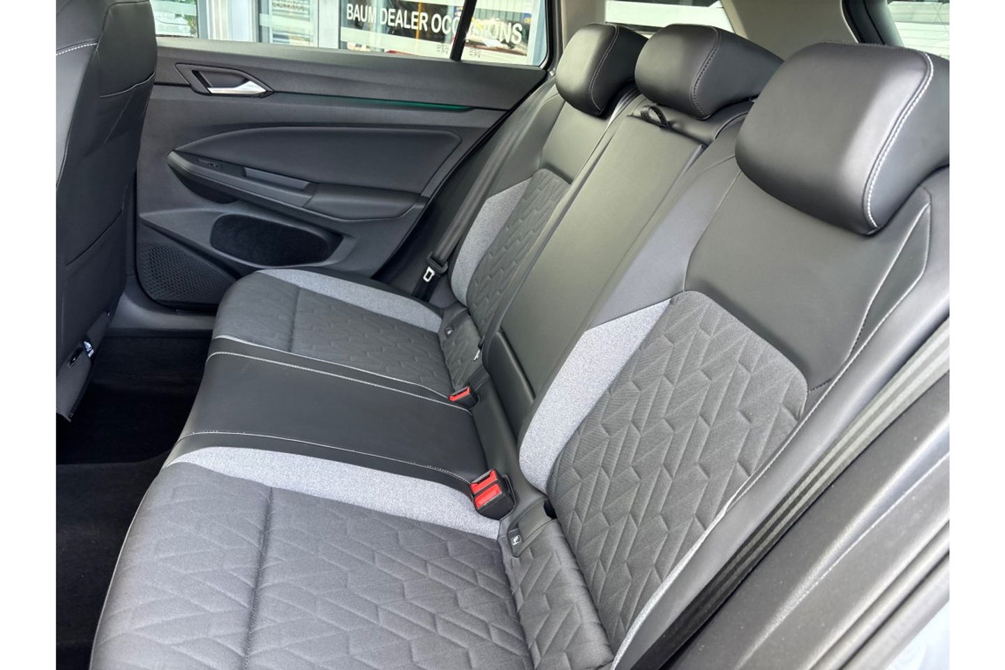 Volkswagen Golf 1.5 TSI 150PK GOAL AIRCO-ECC NAVI DISCOVER PRO PDC VIRTUAL.