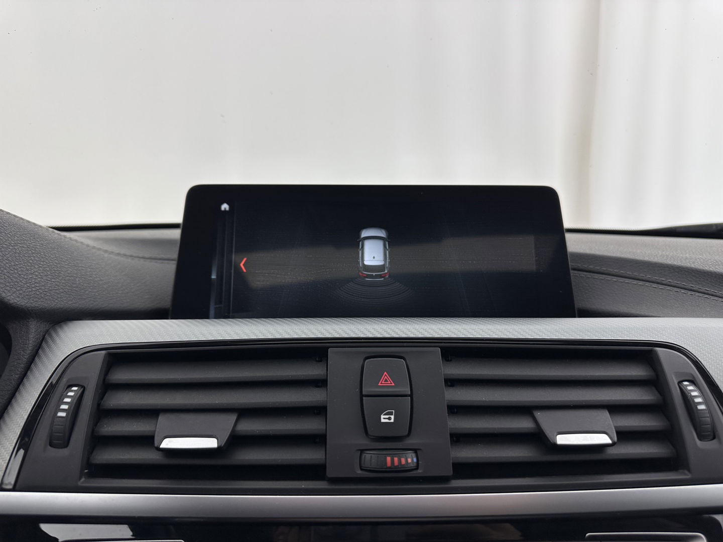 BMW 3 Serie Touring 320d EDE Executive Aut. *PANO | LEATHER | FULL-LED | DIGI-COCKPIT | HEATED-SPORTSEATS | NAVI-FULLMAP | PRIVACY-GLASS | ECC | KEYLESS | LANE-ASSIST | PDC | CRUISE | TOWBAR | 18''ALU*