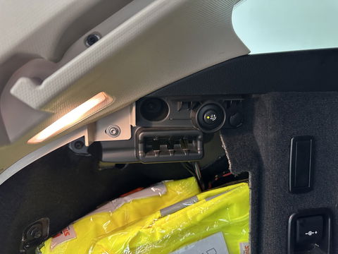 BMW 3 Serie Touring 320d EDE Executive Aut. *PANO | LEATHER | FULL-LED | DIGI-COCKPIT | HEATED-SPORTSEATS | NAVI-FULLMAP | PRIVACY-GLASS | ECC | KEYLESS | LANE-ASSIST | PDC | CRUISE | TOWBAR | 18''ALU*