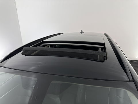 BMW 3 Serie Touring 320d EDE Executive Aut. *PANO | LEATHER | FULL-LED | DIGI-COCKPIT | HEATED-SPORTSEATS | NAVI-FULLMAP | PRIVACY-GLASS | ECC | KEYLESS | LANE-ASSIST | PDC | CRUISE | TOWBAR | 18''ALU*