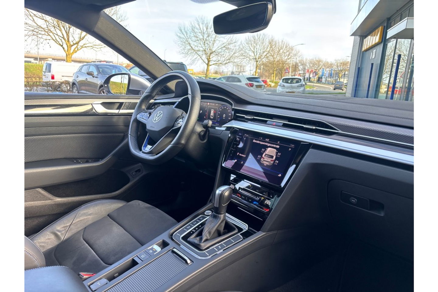 Volkswagen Arteon Shooting Brake 2.0 TSI R 320PK AUTOMAAT 4MOTION PANORAMA HEADUP.