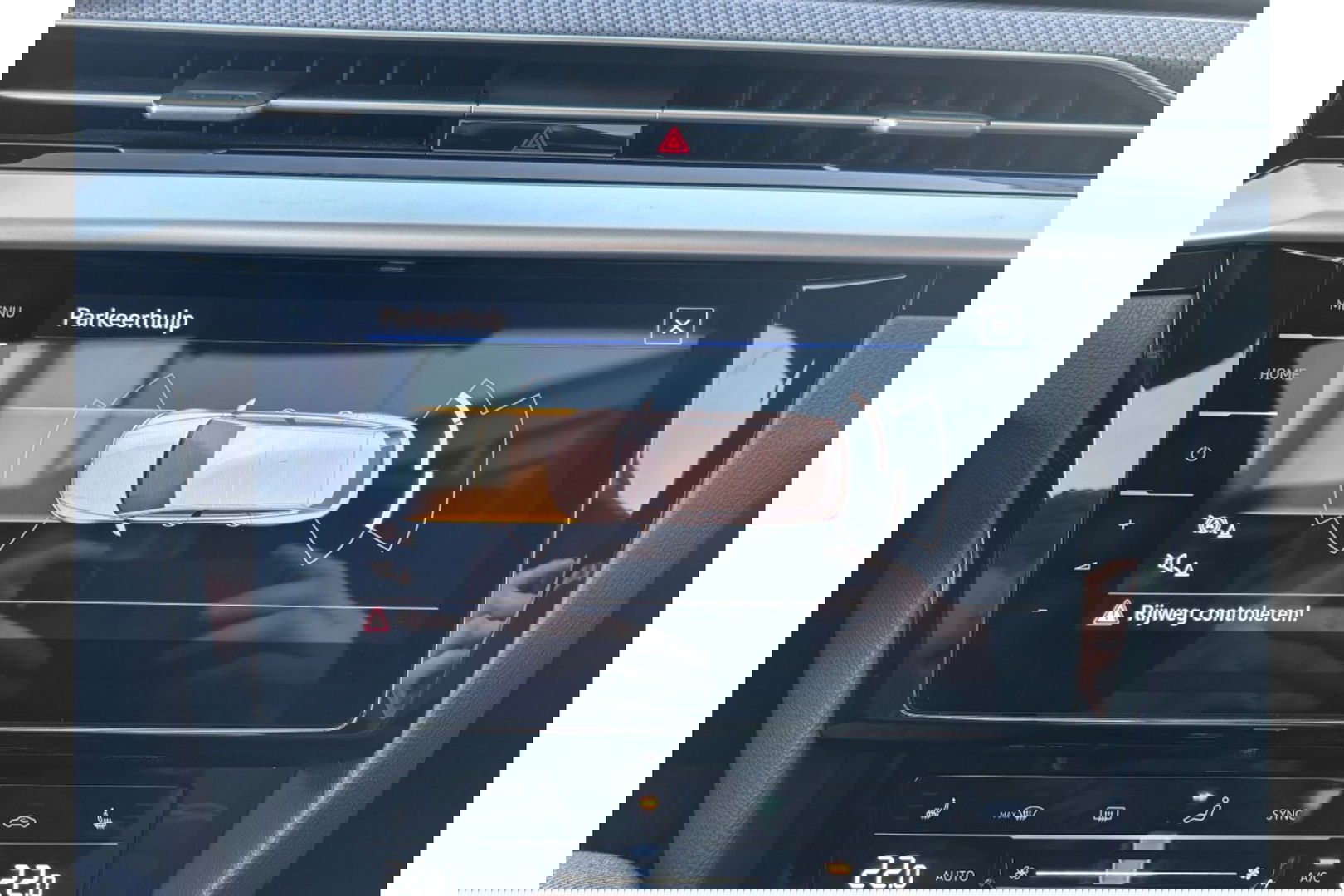 Volkswagen Arteon Shooting Brake 2.0 TSI R 320PK AUTOMAAT 4MOTION PANORAMA HEADUP.