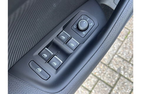 Volkswagen Arteon Shooting Brake 2.0 TSI R 320PK AUTOMAAT 4MOTION PANORAMA HEADUP.