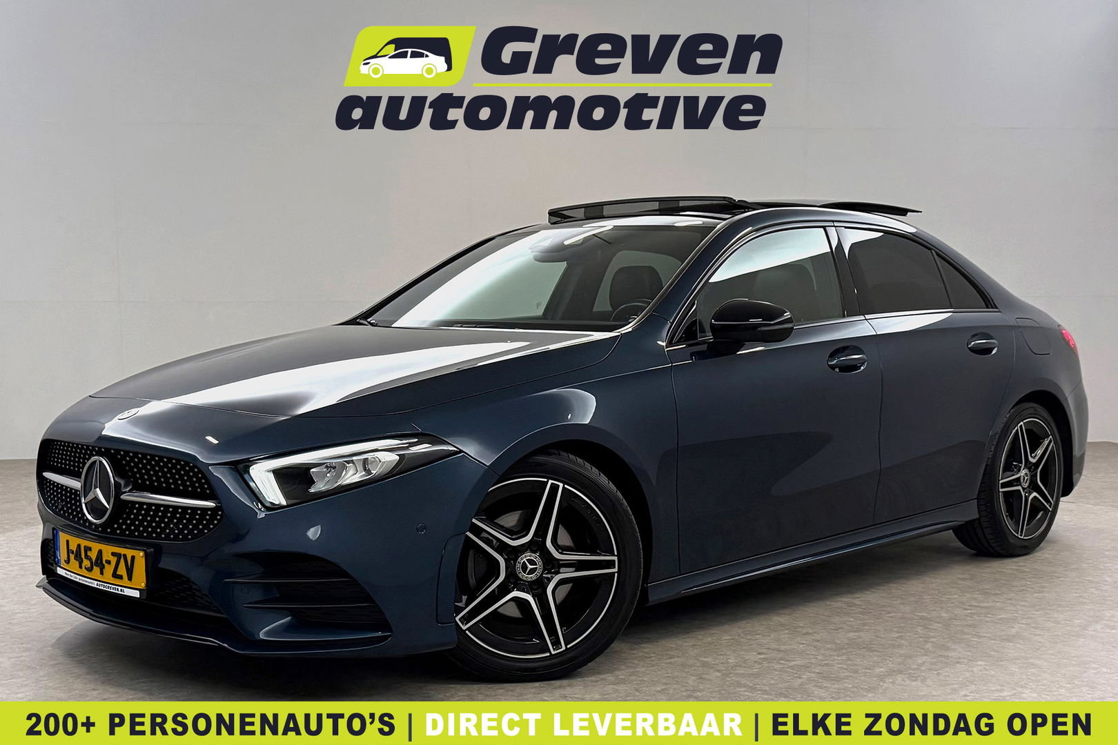 Mercedes-Benz A-Klasse 180 AMG | Pano | Sfeerverl. | Virtual | Camera | Carplay | LED | NAP