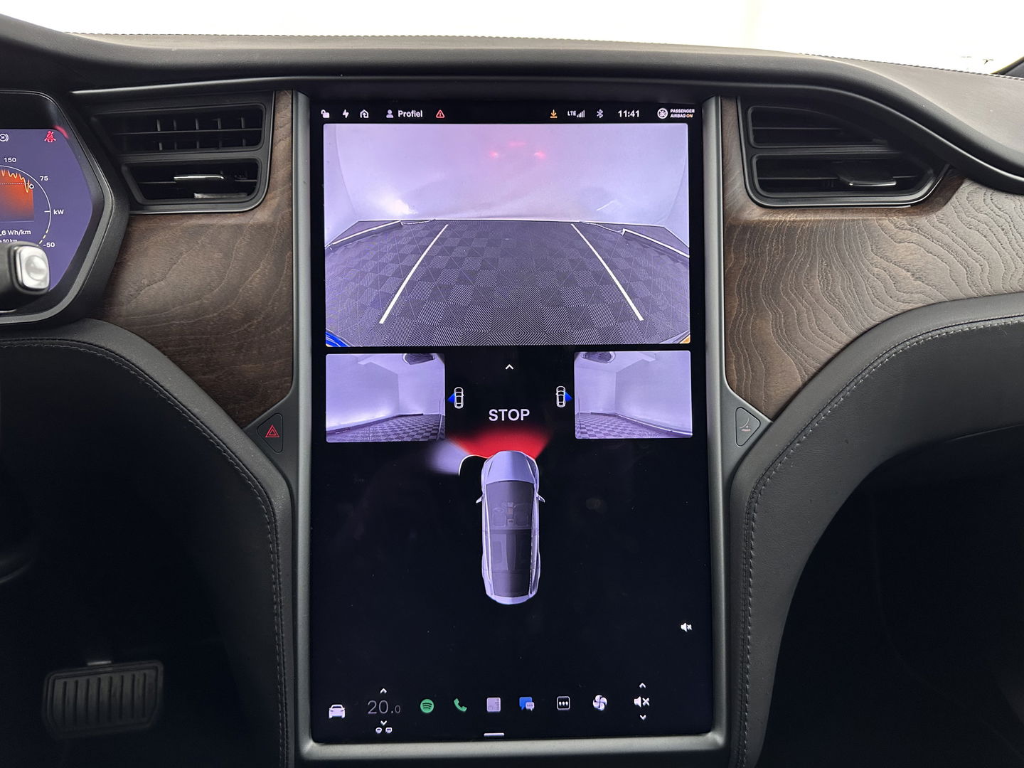 Tesla Model X Long Range [ 3-Fase ] (INCL.BTW) Aut. *PANO-WINDOW | AUTO-PILOT | LEATHER | TOP-VIEW | NAVI-FULLMAP | FULL-LED | AIR-SUSPENSION | DIGI-COCKPIT | KEYLESS | CAMERA | DAB+ | HEATED-COMFORTSEATS | TOWBAR | 20''ALU*