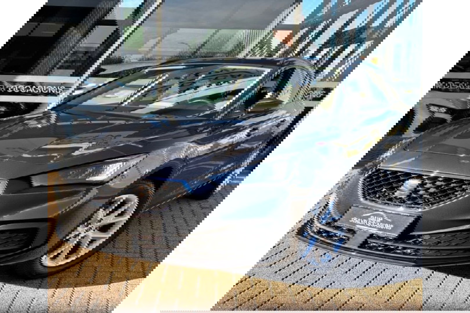 SEAT Leon 1.0 ETSI STYLE AUTOMAAT NAVI-CARPLAY WINTERPACK PDC-CAMERA.