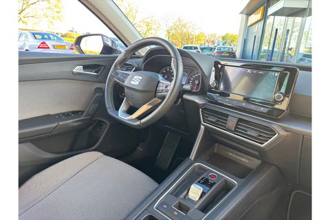 SEAT Leon 1.0 ETSI STYLE AUTOMAAT NAVI-CARPLAY WINTERPACK PDC-CAMERA.