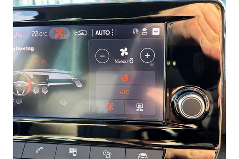 SEAT Leon 1.0 ETSI STYLE AUTOMAAT NAVI-CARPLAY WINTERPACK PDC-CAMERA.