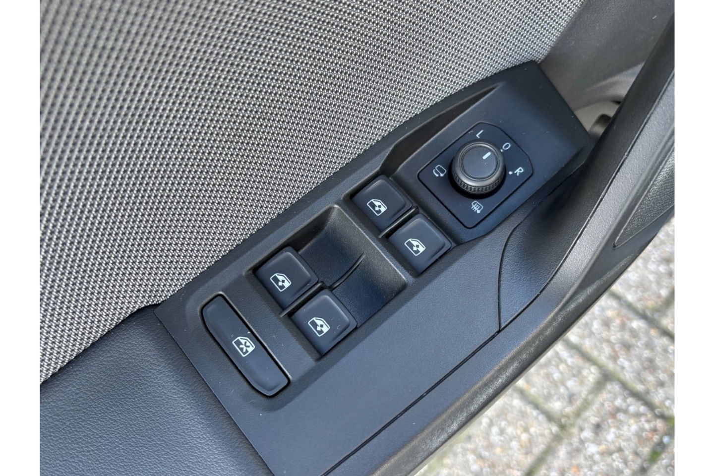 SEAT Leon 1.0 ETSI STYLE AUTOMAAT NAVI-CARPLAY WINTERPACK PDC-CAMERA.