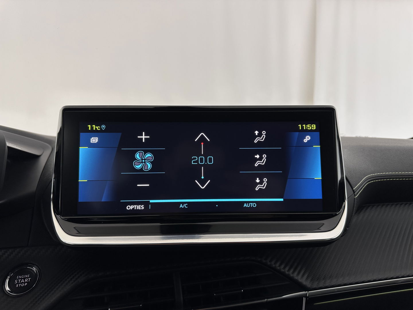 Peugeot e-208 EV GT 350 50 kWh [ 3-Fase ] {SOH-88%} (INCL.BTW) *FULL-LED | DIGI-COCKPIT | BLINDSPOT | CAMERA | LEATHER-ALCANTARA | AMBIENT-LIGHT | NAVI-FULLMAP | LANE-ASSIST | KEYLESS | DAB | CCS-FASTLOADER | HEATED-SPORTSEATS | 17''ALU