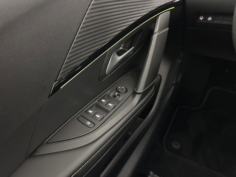 Peugeot e-208 EV GT 350 50 kWh [ 3-Fase ] {SOH-88%} (INCL.BTW) *FULL-LED | DIGI-COCKPIT | BLINDSPOT | CAMERA | LEATHER-ALCANTARA | AMBIENT-LIGHT | NAVI-FULLMAP | LANE-ASSIST | KEYLESS | DAB | CCS-FASTLOADER | HEATED-SPORTSEATS | 17''ALU