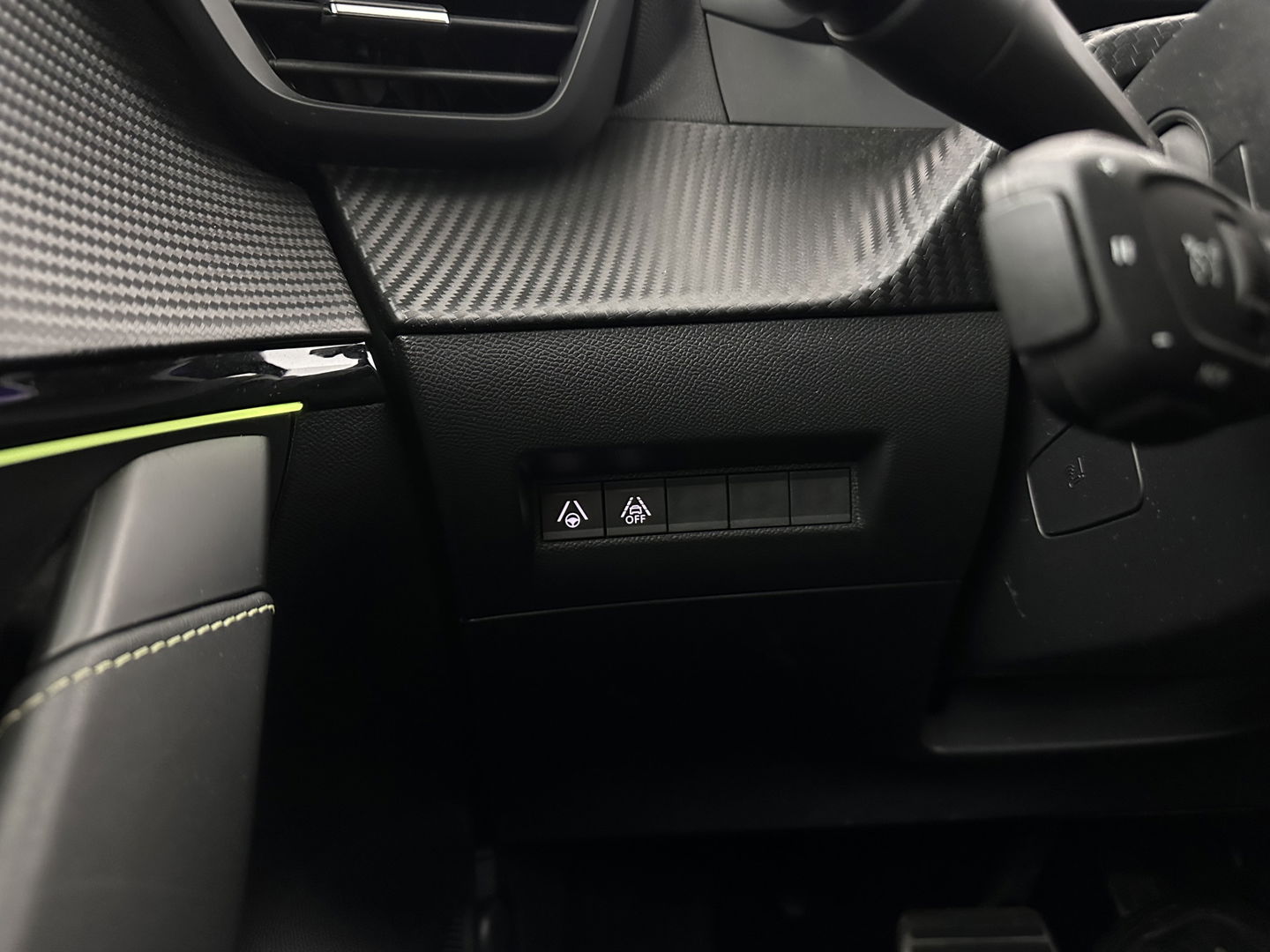 Peugeot e-208 EV GT 350 50 kWh [ 3-Fase ] {SOH-88%} (INCL.BTW) *FULL-LED | DIGI-COCKPIT | BLINDSPOT | CAMERA | LEATHER-ALCANTARA | AMBIENT-LIGHT | NAVI-FULLMAP | LANE-ASSIST | KEYLESS | DAB | CCS-FASTLOADER | HEATED-SPORTSEATS | 17''ALU