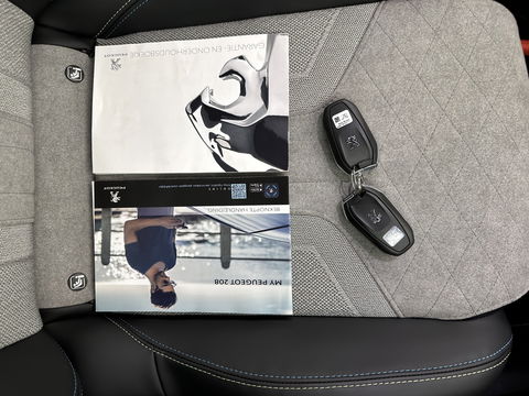 Peugeot e-208 EV GT 350 50 kWh [ 3-Fase ] {SOH-88%} (INCL.BTW) *FULL-LED | DIGI-COCKPIT | BLINDSPOT | CAMERA | LEATHER-ALCANTARA | AMBIENT-LIGHT | NAVI-FULLMAP | LANE-ASSIST | KEYLESS | DAB | CCS-FASTLOADER | HEATED-SPORTSEATS | 17''ALU