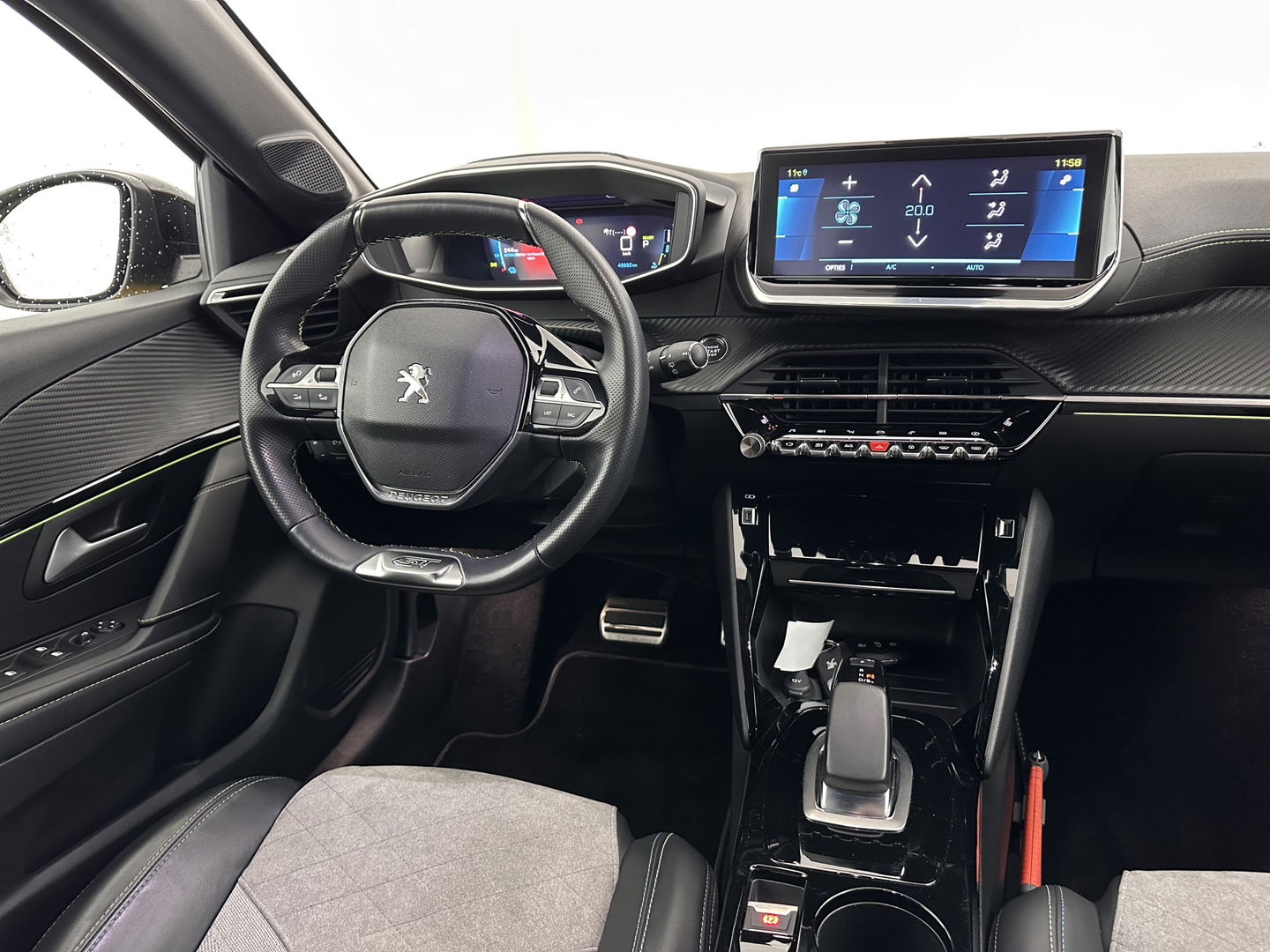 Peugeot e-208 EV GT 350 50 kWh [ 3-Fase ] {SOH-88%} (INCL.BTW) *FULL-LED | DIGI-COCKPIT | BLINDSPOT | CAMERA | LEATHER-ALCANTARA | AMBIENT-LIGHT | NAVI-FULLMAP | LANE-ASSIST | KEYLESS | DAB | CCS-FASTLOADER | HEATED-SPORTSEATS | 17''ALU