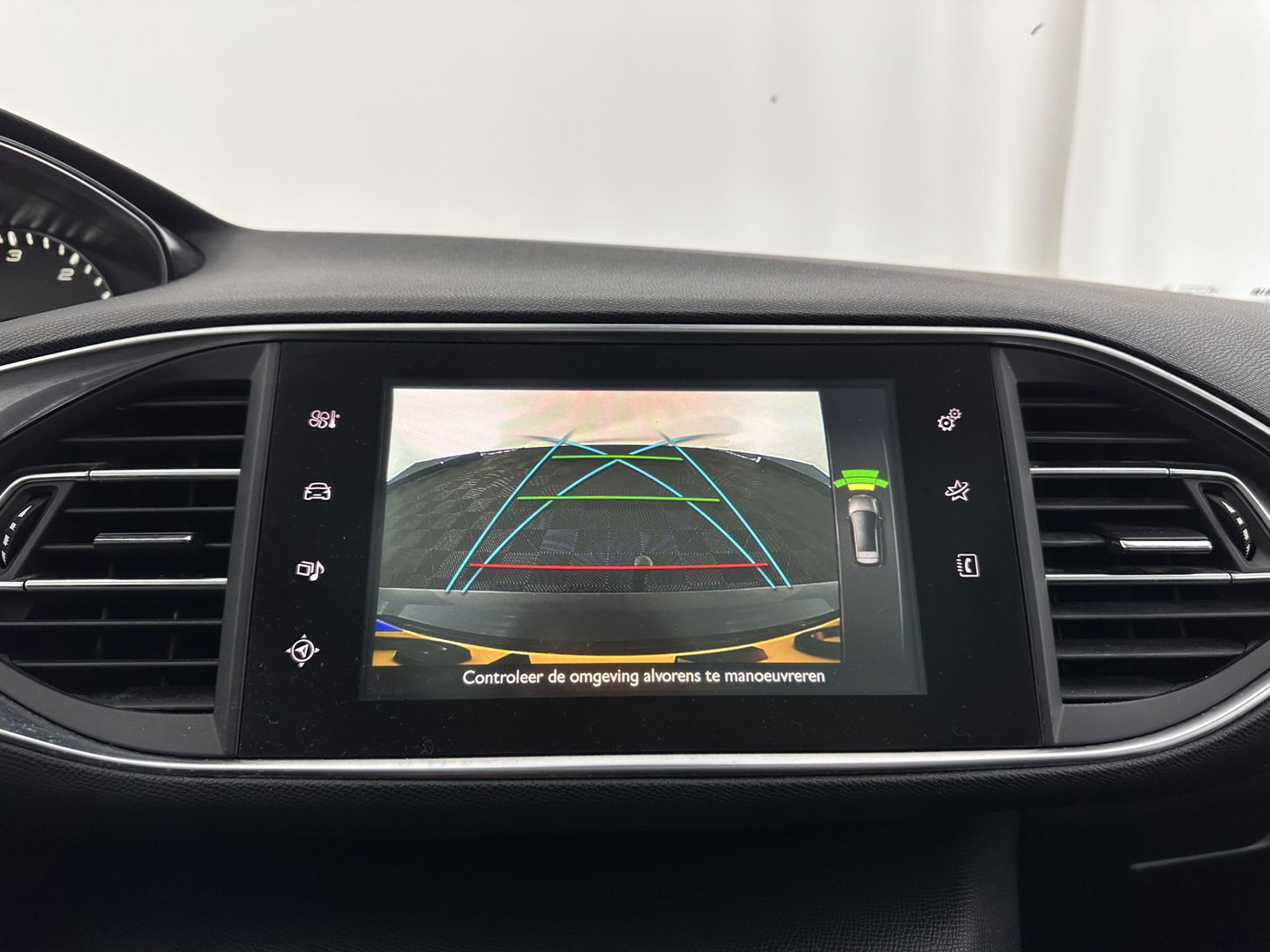 Peugeot 308 SW 1.6 BlueHDI Blue Lease Executive Pack *PANO | NAVI-FULLMAP | COMFORT-SEATS | PRIVACY-GLASS | ECC | PDC | CRUISE | 16''ALU | TOWBAR*