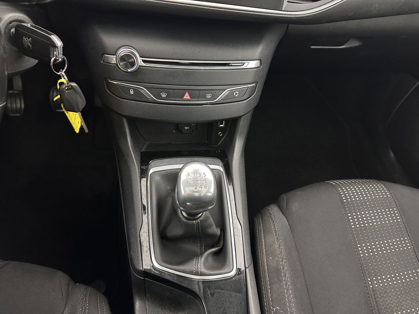 Peugeot 308 SW 1.6 BlueHDI Blue Lease Executive Pack *PANO | NAVI-FULLMAP | COMFORT-SEATS | PRIVACY-GLASS | ECC | PDC | CRUISE | 16''ALU | TOWBAR*