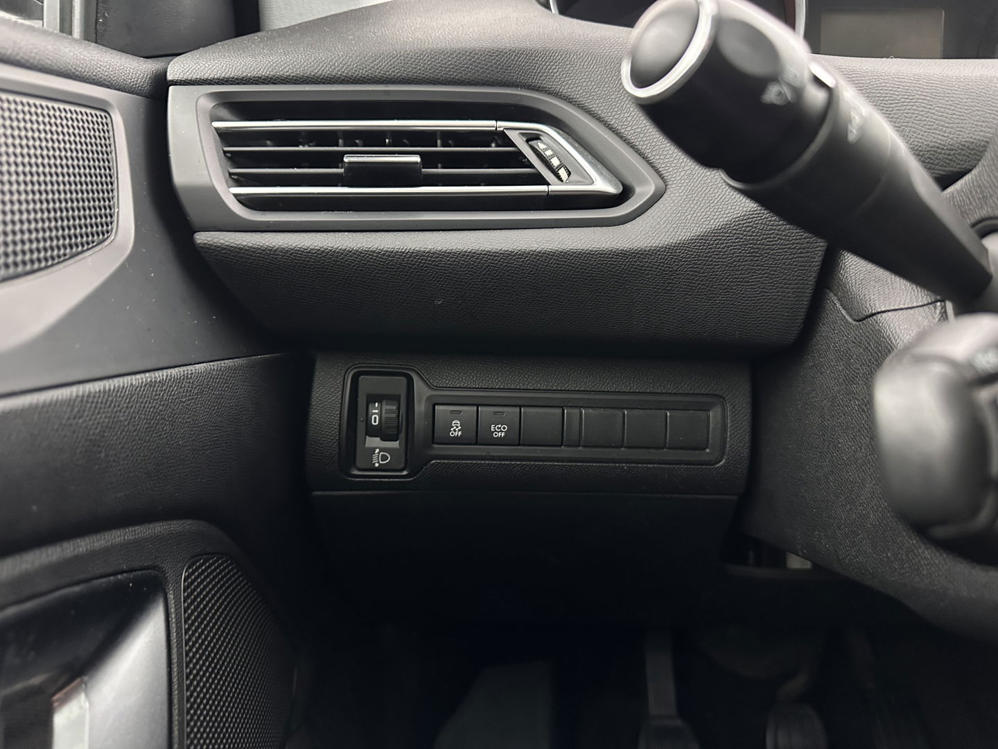 Peugeot 308 SW 1.6 BlueHDI Blue Lease Executive Pack *PANO | NAVI-FULLMAP | COMFORT-SEATS | PRIVACY-GLASS | ECC | PDC | CRUISE | 16''ALU | TOWBAR*