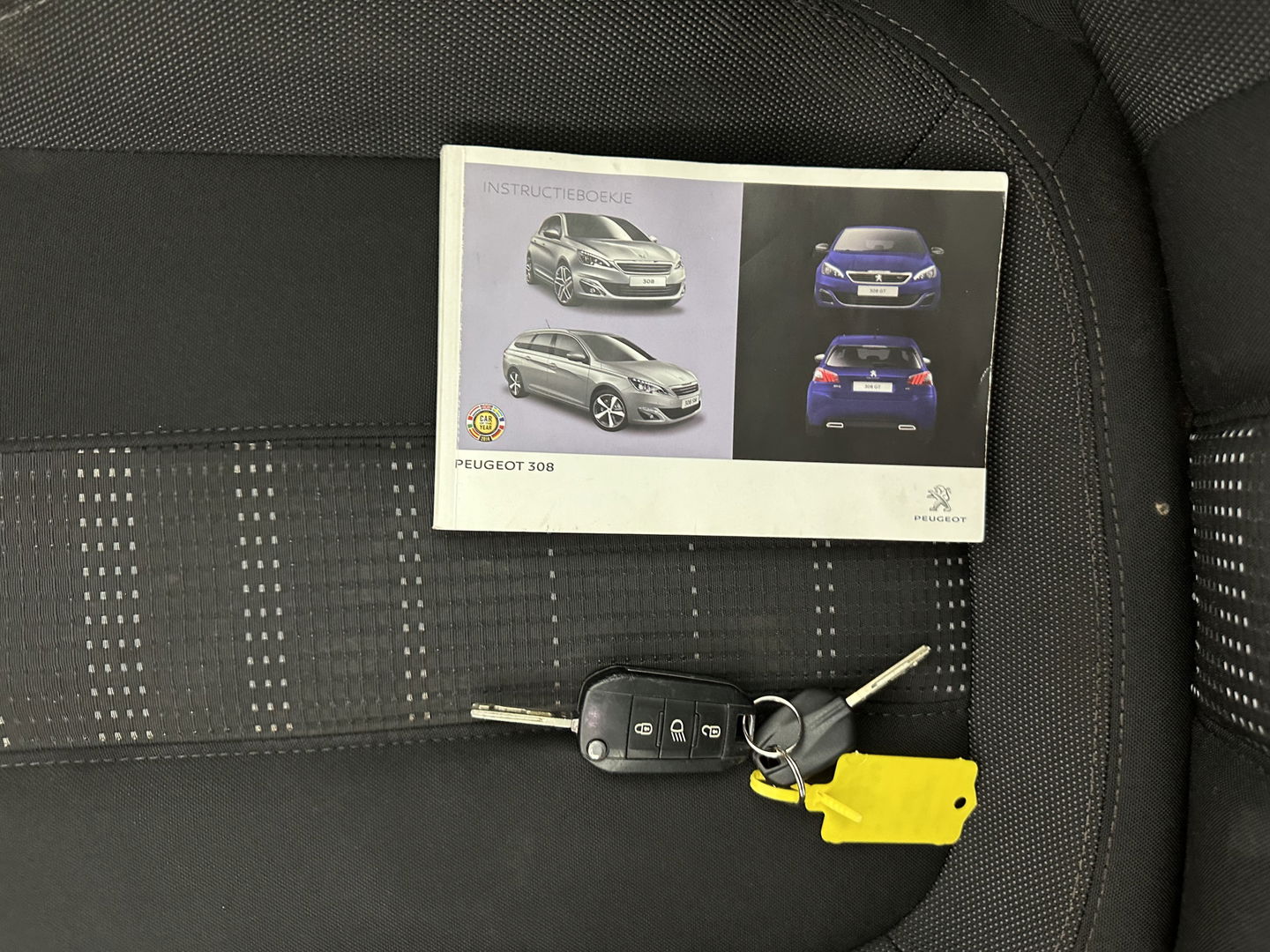 Peugeot 308 SW 1.6 BlueHDI Blue Lease Executive Pack *PANO | NAVI-FULLMAP | COMFORT-SEATS | PRIVACY-GLASS | ECC | PDC | CRUISE | 16''ALU | TOWBAR*