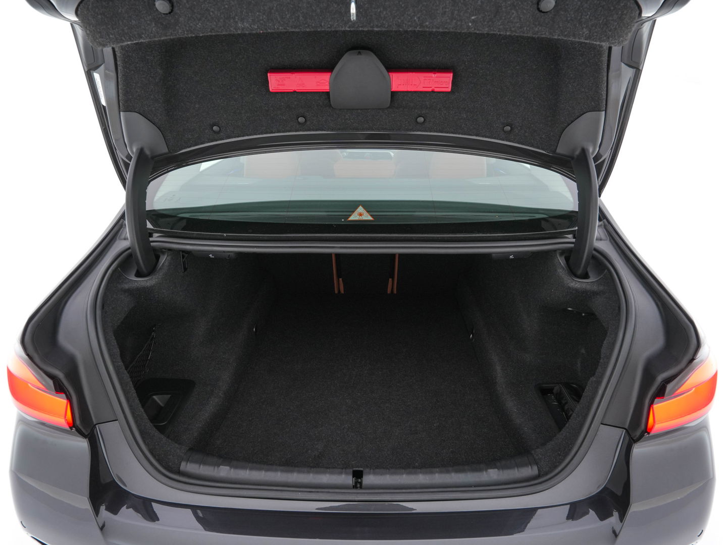 Alpina BMW ALPINA D5 S ALLRAD Aut. *PANO | LUXURY-LEATHER | FULL-LED | ADAPTIVE-CRUISE | MEMORY-PACK | CAMERA | NAVI-FULLMAP | HEATED-COMFORT-SEATS | AMBIENT-LIGHT | SHIFT-PADDLES |  TOWBAR | 20''ALU*