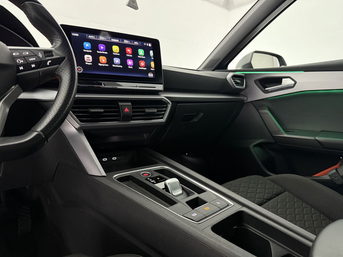 SEAT Leon Sportstourer 1.5 eTSI FR Launch Edition | Virtual | Sfeer | Adap. Cruise | Carplay | Parkeersens. | Navi | NAP