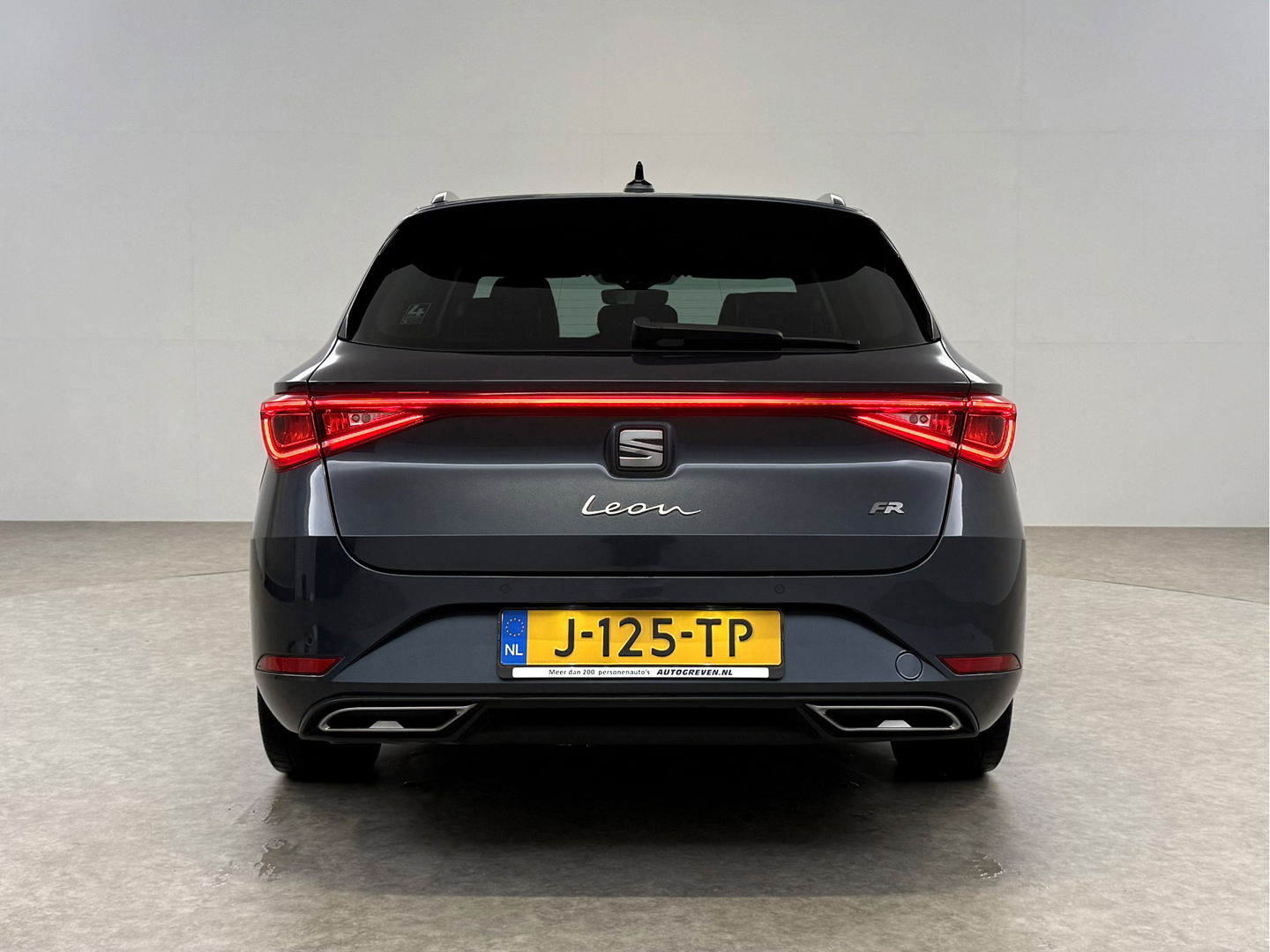 SEAT Leon Sportstourer 1.5 eTSI FR Launch Edition | Virtual | Sfeer | Adap. Cruise | Carplay | Parkeersens. | Navi | NAP