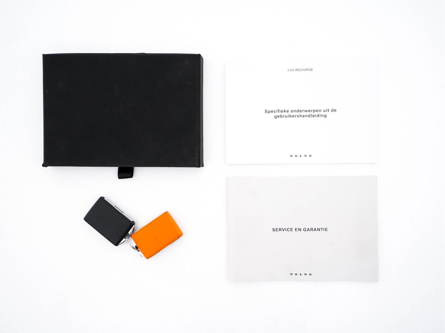 Volvo C40 Recharge Twin Intro Edition 78 kWh [ 3-Fase ] (INCL.BTW) Aut. *PANO | LEATHER-ALCANTARA | DIGI-COCKPIT | FULL-LED | HARMAN/KARDON | TOP-VIEW | NAVI-FULLMAP | ECC | PDC | KEYLESS | HEATED-SPORTSEATS | TOWBAR | 20''ALU*